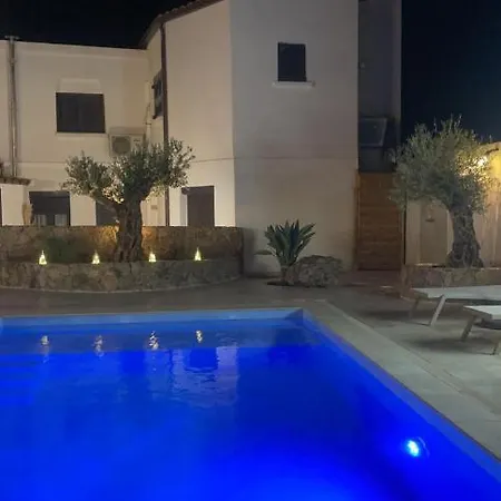 Restaurant La Caravelle 3* Сари-Соленцара