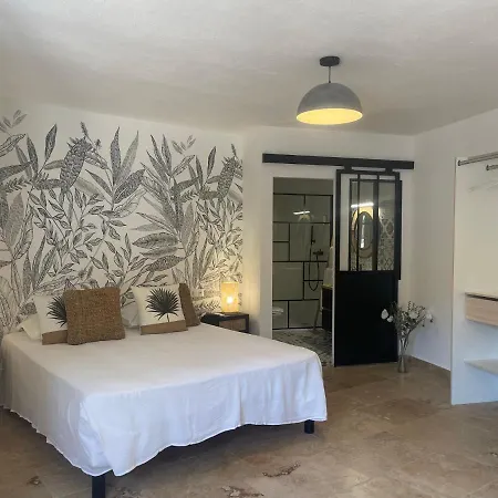 Restaurant La Caravelle Отель