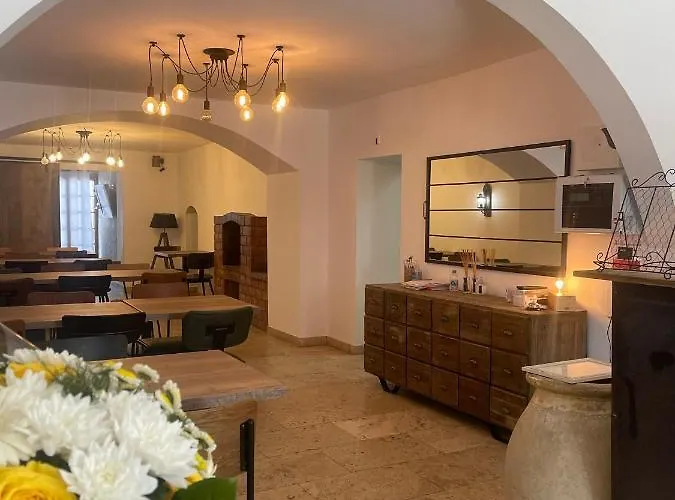 Hotel Restaurant La Caravelle 3*