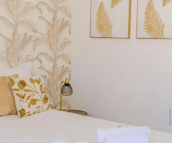 Hotel Restaurant La Caravelle 3*