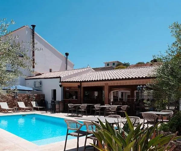 Hotel Restaurant La Caravelle Sari-Solenzara