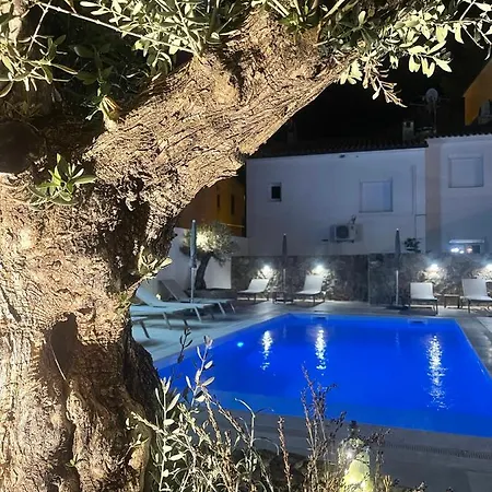 Hotel Restaurant La Caravelle 3*